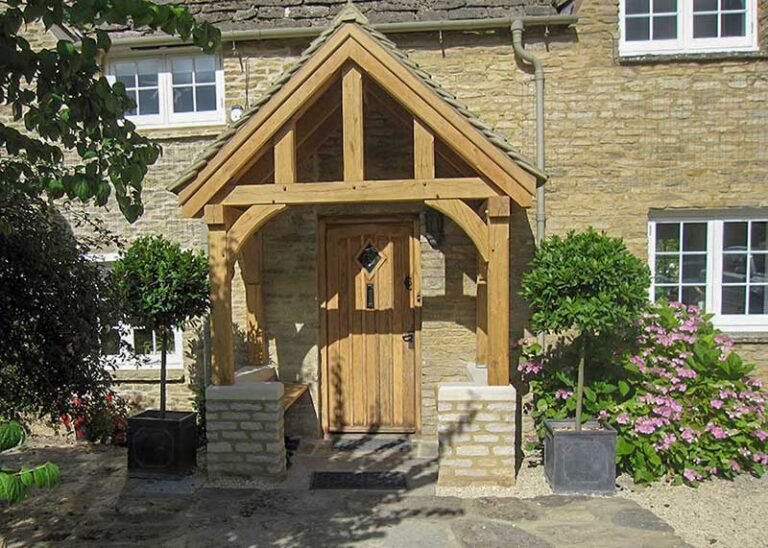 4 Post oak porch with curved side brackets